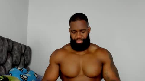 Snapshot of james_bbcmuscle chatting on 2, 12, 2025 James BBC online show from 2, 12, 2025