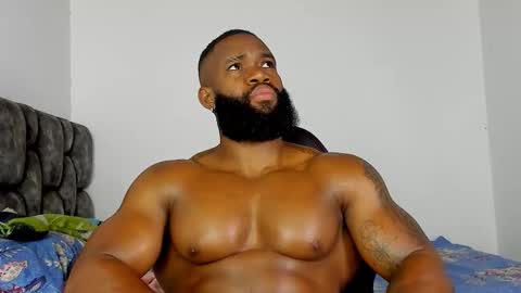 Snapshot of james_bbcmuscle chatting on 14, 12, 2025 James BBC online show from 14, 12, 2025