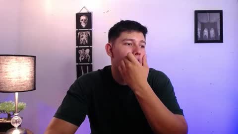 Snapshot of james_cr chatting on 4, 11, 2025 james_cr online show from 4, 11, 2025