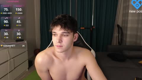 Snapshot of james_friends chatting on 21, 1, 2025 James online show from 21, 1, 2025