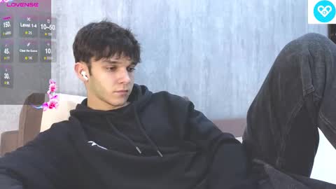 Snapshot of james_friends chatting on 15, 2, 2025 James online show from 15, 2, 2025
