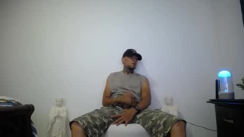 Snapshot of james_x28 chatting on 28, 10, 2025 james_x28 online show from 28, 10, 2025