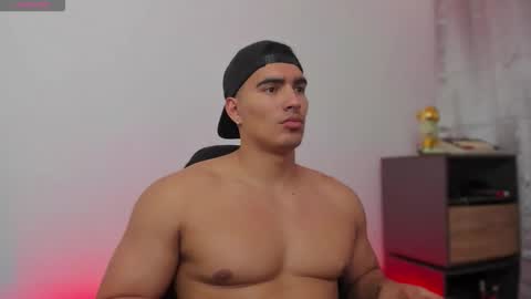 Snapshot of jamesgraay chatting on 5, 11, 2025 James Gray online show from 5, 11, 2025