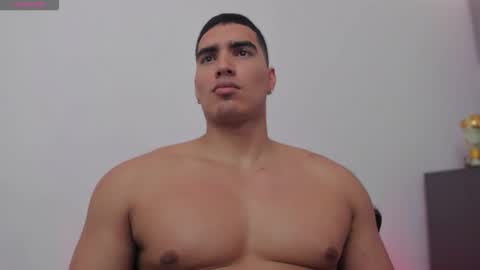 Snapshot of jamesgraay chatting on 1, 12, 2025 James Gray online show from 1, 12, 2025