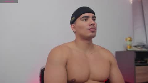 Snapshot of jamesgraay chatting on 5, 12, 2025 James Gray online show from 5, 12, 2025