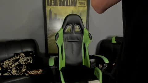 Jamesinked  online show from 10, 1, 2025