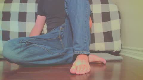 Snapshot of jamesknight57 chatting on 29, 9, 2025 James online show from 29, 9, 2025