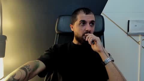 Snapshot of jamesmyersx chatting on 23, 1, 2025 JamesMyers online show from 23, 1, 2025