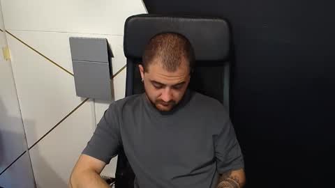 Snapshot of jamesmyersx chatting on 8, 11, 2025 JamesMyers online show from 8, 11, 2025