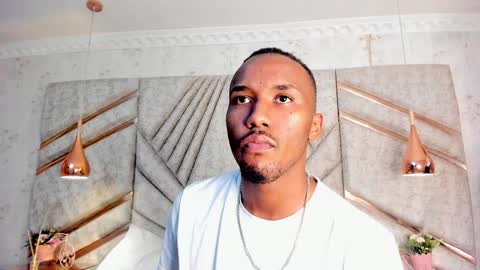 Snapshot of jamesparck chatting on 14, 1, 2025 James online show from 14, 1, 2025