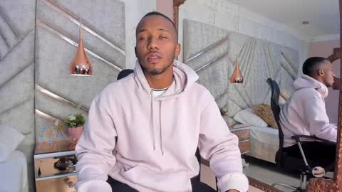 Snapshot of jamesparck chatting on 25, 1, 2025 James online show from 25, 1, 2025