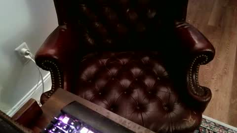 Snapshot of jamespembroke chatting on 1, 12, 2025 James Pembroke at your service online show from 1, 12, 2025