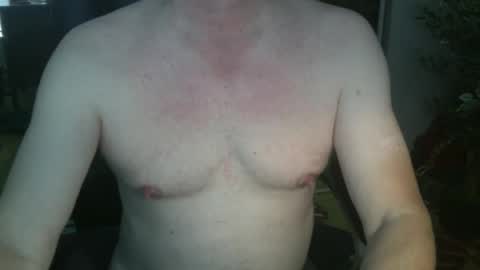 Snapshot of jamesray722 chatting on 5, 11, 2025 jamesray722 online show from 5, 11, 2025