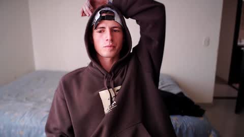 jamesss____ online show from 6, 1, 2025