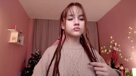 Snapshot of jamie_chung chatting on 19, 12, 2025 jamie_chung online show from 19, 12, 2025