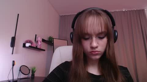 jamie_chung online show from 6, 4, 2026