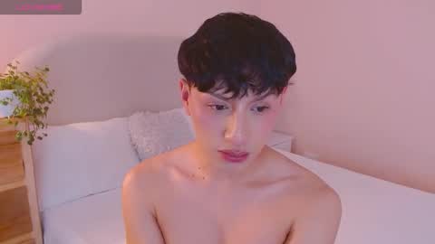 Jamie femboy online show from 18, 9, 2025