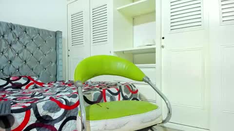 jamiee f online show from 24, 11, 2025