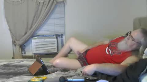 Snapshot of jamielove1975 chatting on 1, 4, 2026 jamielove1975 online show from 1, 4, 2026