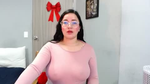    online show from 15, 7, 2026