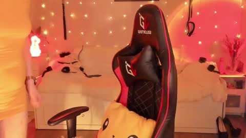 Jane online show from 9, 3, 2025