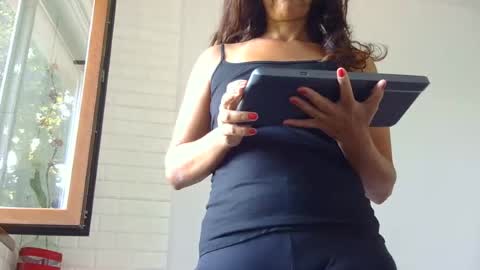 janehotmilf online show from 5, 7, 2026