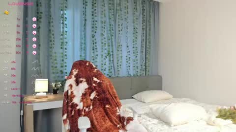 Snapshot of janetfletcher chatting on 10, 2, 2025 janetfletcher online show from 10, 2, 2025