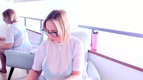 JANE TURNER MILF online show from 6, 2, 2025