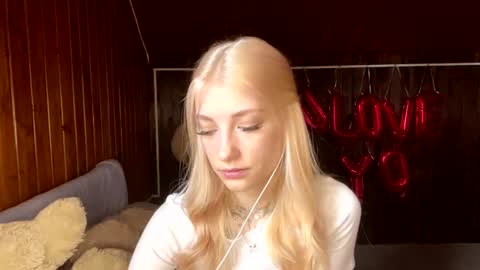Elsa online show from 4, 7, 2026
