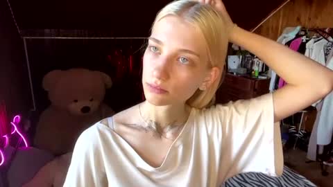 Elsa online show from 3, 8, 2026