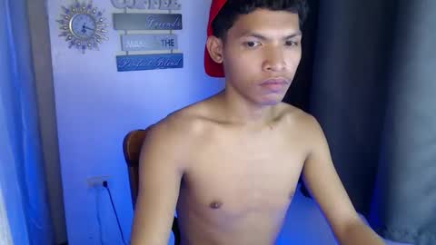 Snapshot of janlloyd04 chatting on 25, 9, 2025 janlloyd04 online show from 25, 9, 2025