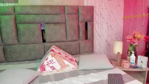 Snapshot of jannacasey chatting on 25, 10, 2025 Janna Casey online show from 25, 10, 2025