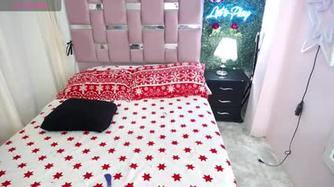 Snapshot of jannadayska chatting on 31, 12, 2024 camila online show from 31, 12, 2024