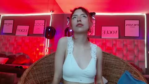 Snapshot of janne_loving chatting on 8, 10, 2025 janne online show from 8, 10, 2025