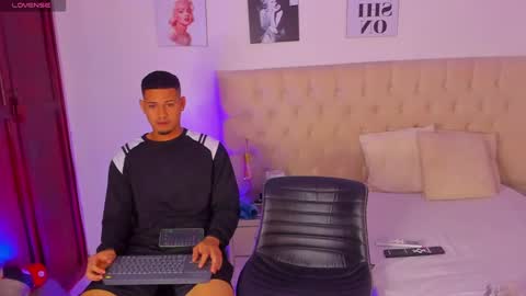 janomar01 online show from 15, 2, 2025