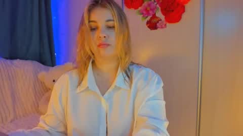 Snapshot of jansylines chatting on 17, 12, 2024 JansyLines online show from 17, 12, 2024