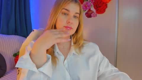 Snapshot of jansylines chatting on 25, 12, 2024 JansyLines online show from 25, 12, 2024
