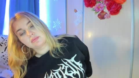 Snapshot of jansylines chatting on 10, 2, 2025 JansyLines online show from 10, 2, 2025
