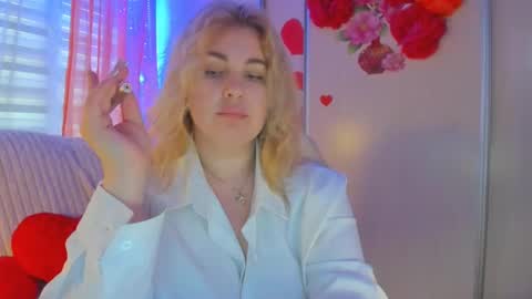 Snapshot of jansylines chatting on 11, 3, 2025 JansyLines online show from 11, 3, 2025