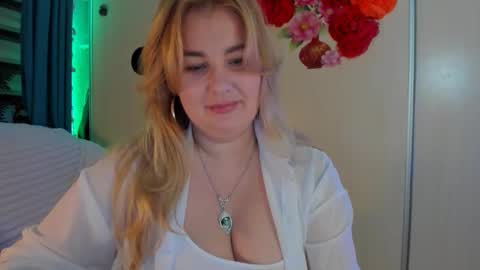 Snapshot of jansylines chatting on 24, 10, 2025 JansyLines online show from 24, 10, 2025