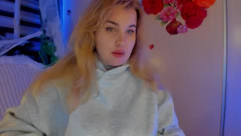 Snapshot of jansylines chatting on 2, 11, 2025 JansyLines online show from 2, 11, 2025