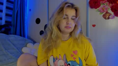 Snapshot of jansylines chatting on 11, 11, 2025 JansyLines online show from 11, 11, 2025