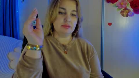 Snapshot of jansylines chatting on 25, 11, 2025 JansyLines online show from 25, 11, 2025