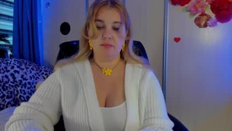 Snapshot of jansylines chatting on 30, 11, 2025 JansyLines online show from 30, 11, 2025