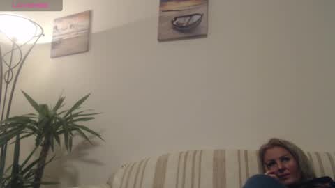 Snapshot of jaqueline88 chatting on 4, 12, 2024 jaqueline88 online show from 4, 12, 2024