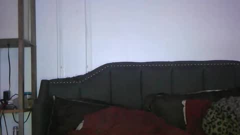 Snapshot of jaslanimirajts chatting on 4, 10, 2025 GoddessLaniLuxxx online show from 4, 10, 2025