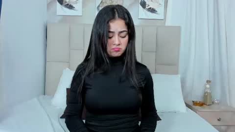 Jaslyn online show from 15, 2, 2025