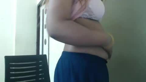 Snapshot of jasmeen_love143 chatting on 8, 3, 2026 jasmeen online show from 8, 3, 2026