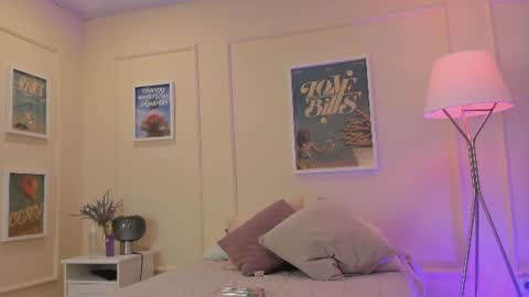 Snapshot of jasmiinn_ chatting on 5, 7, 2026 Jasmin online show from 5, 7, 2026