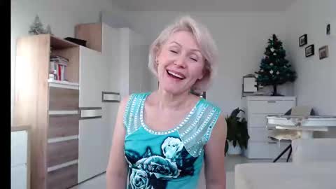 Jasmin room for people 40 online show from 20, 12, 2024